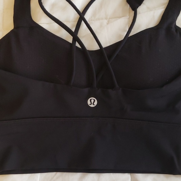 🍋Lululemon sports bra 🍋 - Picture 2 of 3